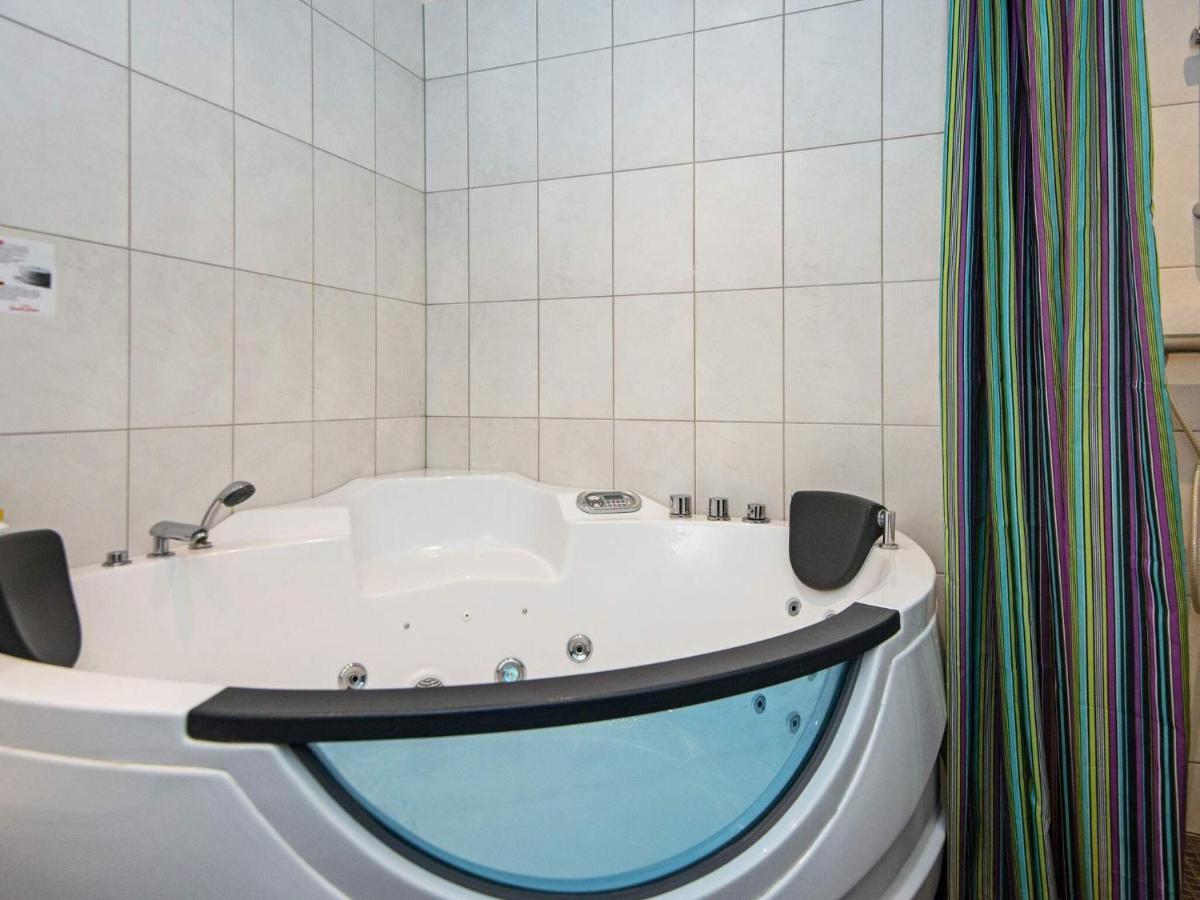 8 Person Holiday Home In R M Bolilmark Εξωτερικό φωτογραφία